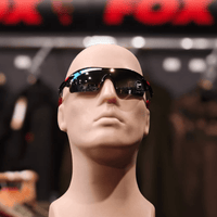 Okulary przeciwsłoneczne 'Kool Guy' - czarna soczewka