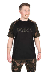 Czarny T-shirt z konturem kamuflażu