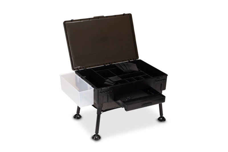 Stacja do montażu rigów i zbiornik testowy